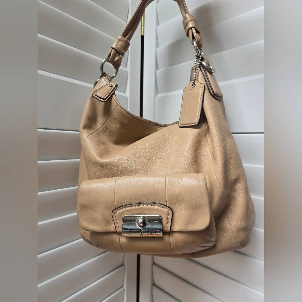Vintage leather Coach bag